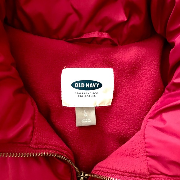 Old Navy Raspberry Puffer NWOT - Picture 2 of 3